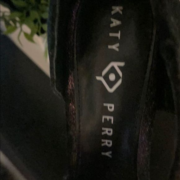 NWB”Katy Perry”Iridescent Purple & Chrome Pump - Picture 7 of 8